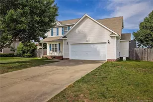 1414 Seabiscuit Dr, Hope Mills, NC 28371 - Photo 2