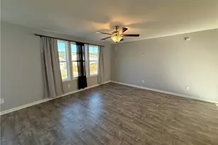 1045 Bombay Dr, Fayetteville, NC 28312 - Photo 8