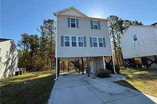 1045 Bombay Dr, Fayetteville, NC 28312 - Photo 2