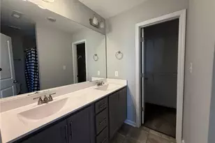 1045 Bombay Dr, Fayetteville, NC 28312 - Photo 12