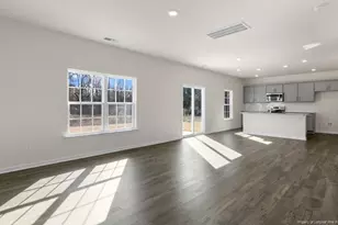 976 Misty Creek Dr, Aberdeen, NC 28315 - Photo 10