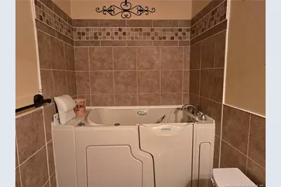 7027 Kittridge Drive, Fayetteville, NC 28314 - Photo 8