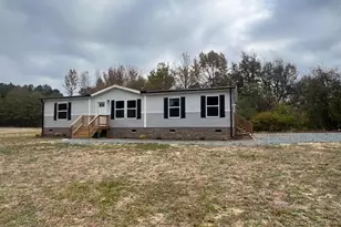 385 Page Rd, Godwin, NC 28344 - Photo 2