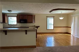 1935 Sunshine Ct, Hope Mills, NC 28348 - Photo 4