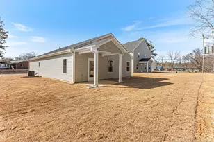 5228 Tyndall Dr, Sanford, NC 27330 - Photo 4