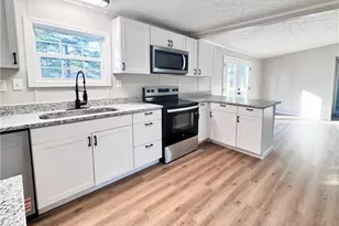 106 Peppertree Ln, Raeford, NC 28376 - Photo 6