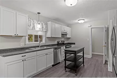 510 E Donaldson Avenue, Raeford, NC 28376 - Photo 12