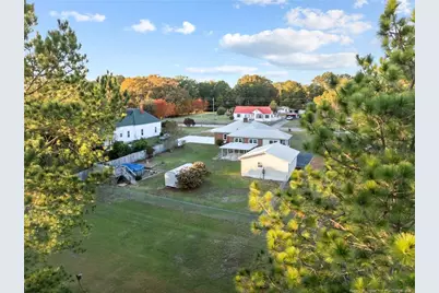 510 E Donaldson Avenue, Raeford, NC 28376 - Photo 34