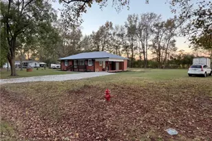 1522 Mary C Rd, Saint Pauls, NC 28384 - Photo 4