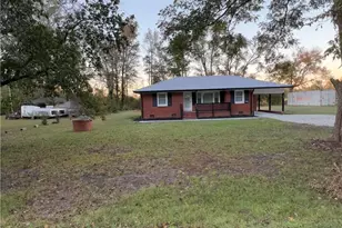 1522 Mary C Rd, Saint Pauls, NC 28384 - Photo 2