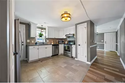 303 W Martin Street, Benson, NC 27504 - Photo 10