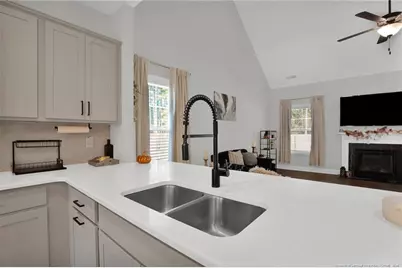 6939 Running Fox Road, Hope Mills, NC 28348 - Photo 10