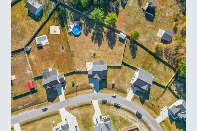 1423 Creekwood Road, Hope Mills, NC 28348 - Photo 4