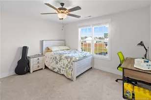 1423 Creekwood Rd, Hope Mills, NC 28348 - Photo 36