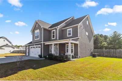 1423 Creekwood Road, Hope Mills, NC 28348 - Photo 6