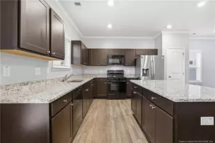 272 Bruce Dr, Dunn, NC 28334 - Photo 10