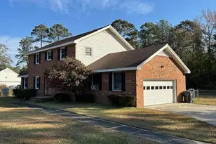 180 Castle Rd, Lumberton, NC 28358 - Photo 2