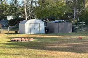 180 Castle Rd, Lumberton, NC 28358 - Photo 4