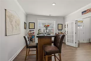 221 Umstead St, Sanford, NC 27330 - Photo 8