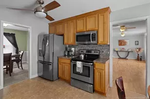 5969 Brookcliff Rd, Fayetteville, NC 28304 - Photo 10