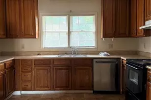 7175 Lansing Ct, Fayetteville, NC 28303 - Photo 4