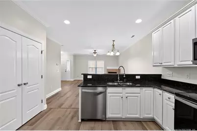 911 Cora Lee Drive, Fayetteville, NC 28303 - Photo 6