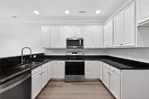 911 Cora Lee Dr, Fayetteville, NC 28303 - Photo 8