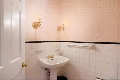 440 Valley Road, Fayetteville, NC 28305 - Photo 10