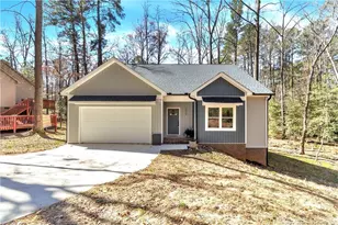 1534 Delaware Pl, Sanford, NC 27332 - Photo 2