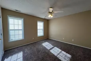 3250 Winesap Rd, Hope Mills, NC 28348 - Photo 8