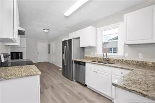 741 Southview Cir, Fayetteville, NC 28311 - Photo 18