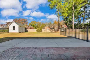 316 W Elwood Ave, Raeford, NC 28376 - Photo 38