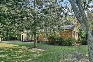 1001 Arberdale Dr, Fayetteville, NC 28304 - Photo 2