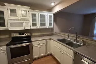 2410 Fairfax Pl, Fayetteville, NC 28303 - Photo 8