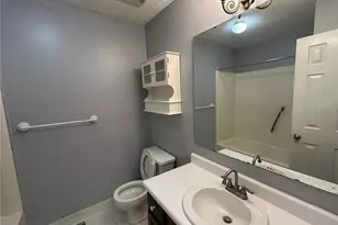 2410 Fairfax Pl, Fayetteville, NC 28303 - Photo 14