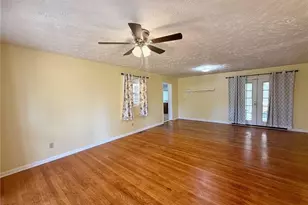 741 Newport Rd, Fayetteville, NC 28314 - Photo 6