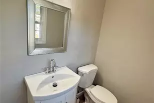 741 Newport Rd, Fayetteville, NC 28314 - Photo 16