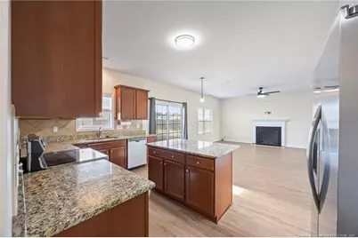 6614 Planters Row Drive, Hope Mills, NC 28348 - Photo 20