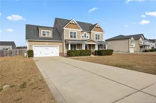6614 Planters Row Dr, Hope Mills, NC 28348 - Photo 2