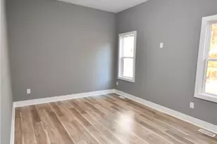 725 Piccadilly Courts, Sanford, NC 27332 - Photo 8