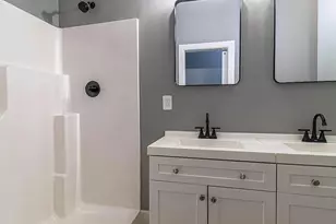 725 Piccadilly Courts, Sanford, NC 27332 - Photo 18