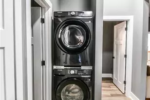 725 Piccadilly Courts, Sanford, NC 27332 - Photo 12