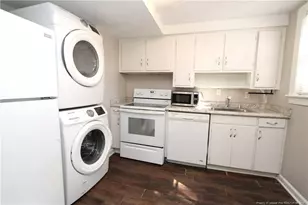 1064 Nichols Dr, Raleigh, NC 27605 - Photo 10