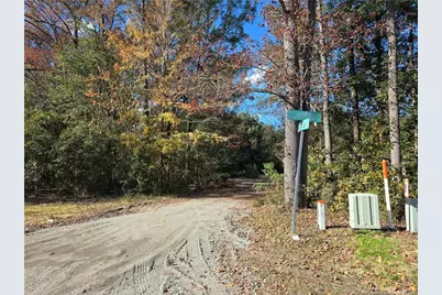 409 Burns Road, Lumberton, NC 28358 - Photo 6