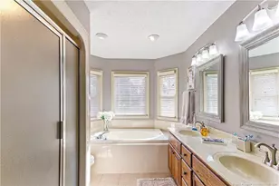 5428 Kentucky Ln, Hope Mills, NC 28348 - Photo 14