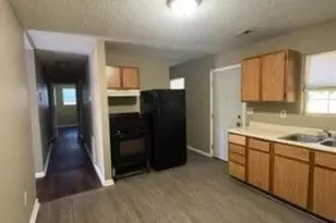 1937 Bain Dr, Fayetteville, NC 28301 - Photo 4