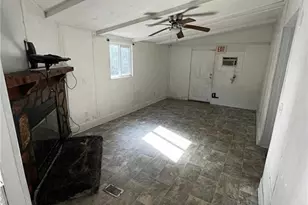 566 Quail Run Rd, Lumberton, NC 28358 - Photo 4