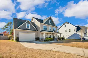 3420 Hogarth Ct, Fayetteville, NC 28306 - Photo 2