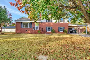 504 W 32nd St, Lumberton, NC 28358 - Photo 4