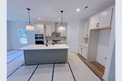 2512 Spring Valley Road, Fayetteville, NC 28303 - Photo 2